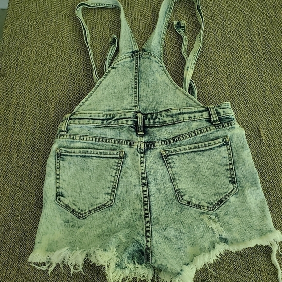 Forever 21 Acid Washed Distressed Cutoff Festival Overall Shorts - Picture 7 of 9
